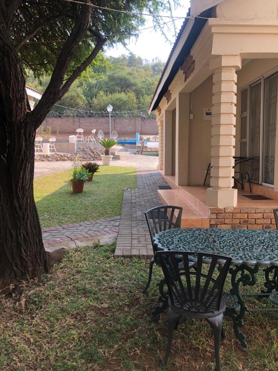 Kamogelo Guest House Pilanesberg Exterior foto